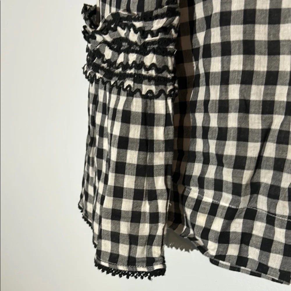J. Crew Black and White‎ Checkered Blouse with ruffles tunic 100% cotton size 6